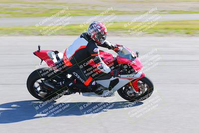 media/Jan-20-2023-Fastrack Riders (Fri) [[f2ad32aba3]]/Level 2/session 3 turn 9/